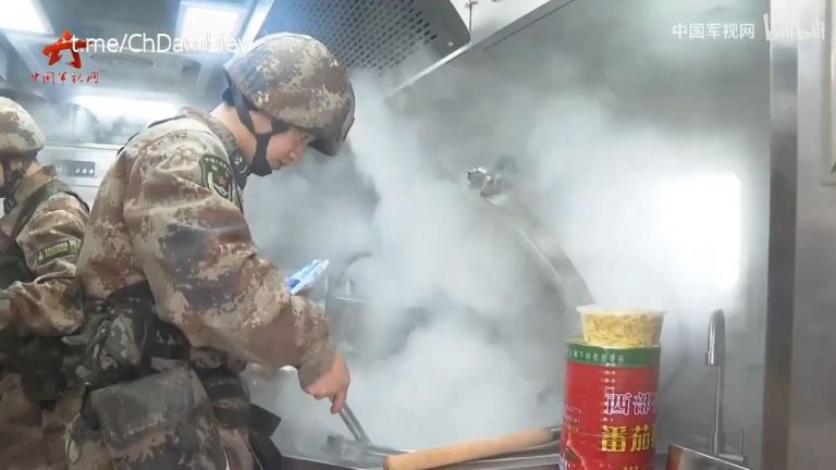 آشپزخانه متحرک جدید ارتش چین