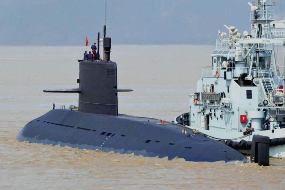 زیردریایی چینی