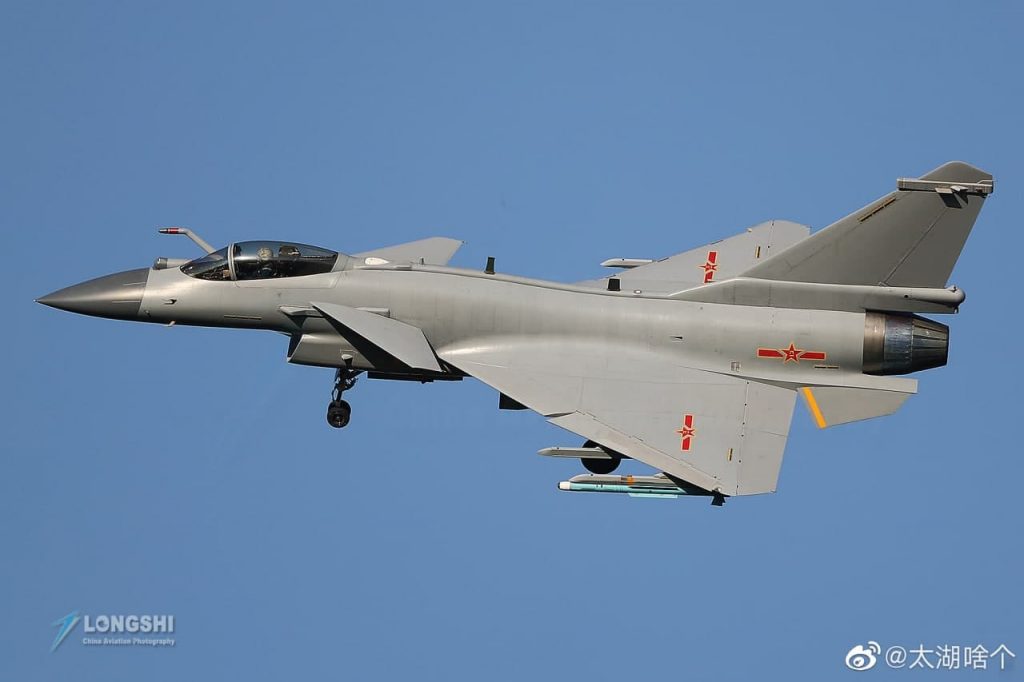 جنگنده چینی J-10C